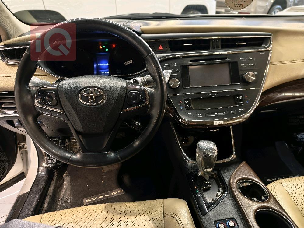 تۆیۆتا ئەڤەلۆن